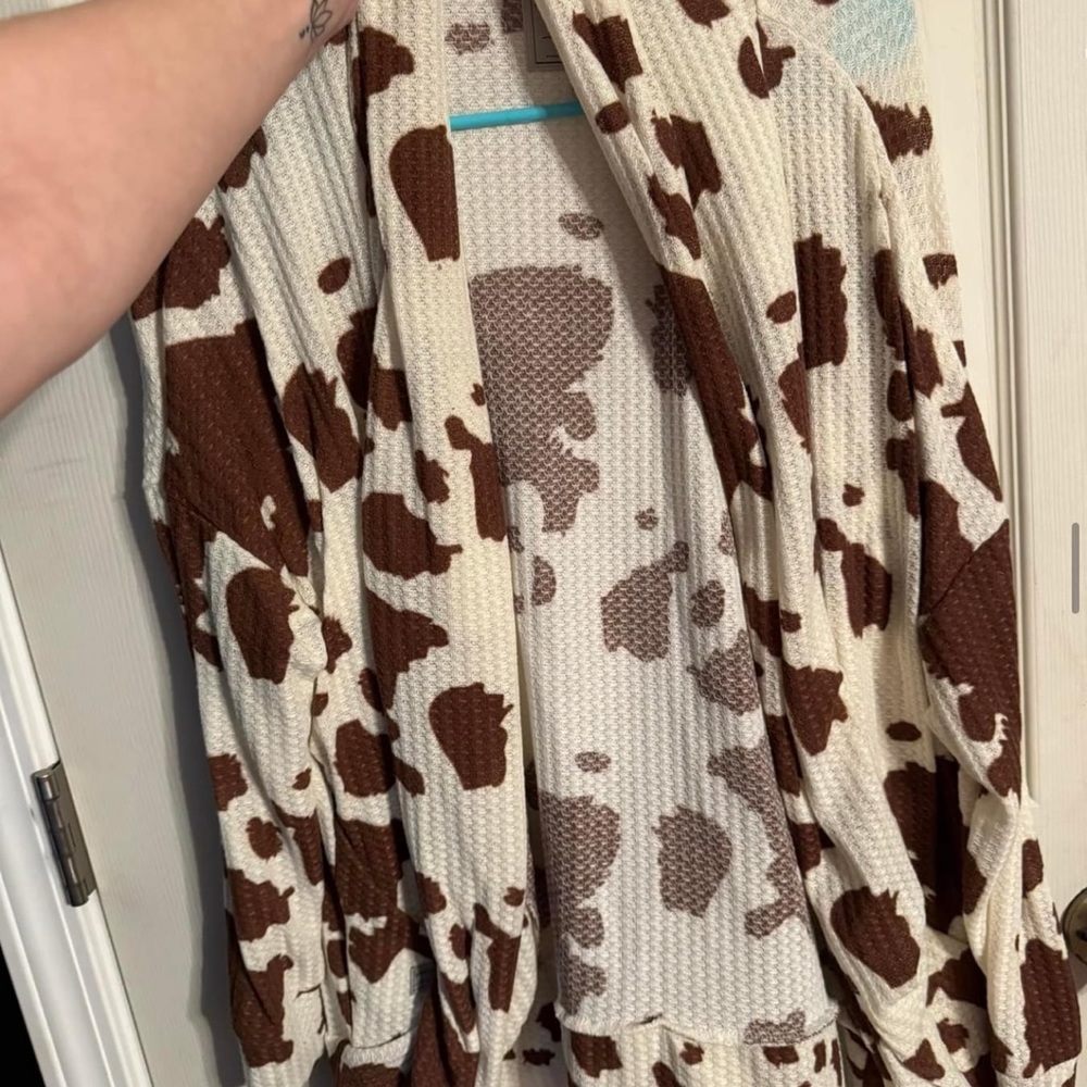 Simply southern cardigan NWOT never worn